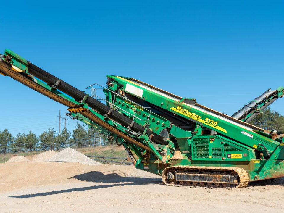 Nuomojamas mobilus sijotuvas McCloskey S130 – sijotuvo nuoma visoje Lietuvoje